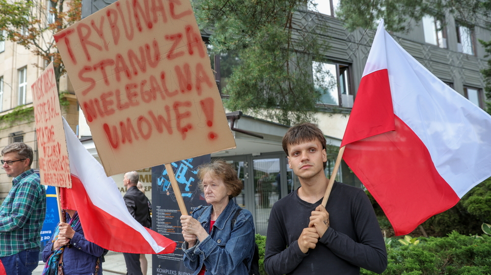 Protest Konfederacji Korony Polskiej pod Sejmem